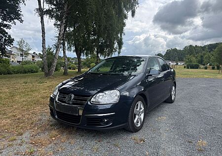 VW Jetta Volkswagen V United BlueMotion*Zahriemen gewechselt *