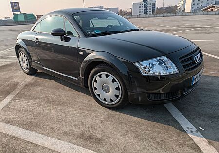 Audi TT Coupe 1.8T 2 Jahre TÜV