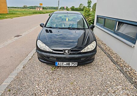 Peugeot 206 / TÜV 10-2026 / Klima