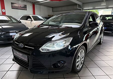 Ford Focus Lim. Champions Edition PDC SHZ NAVI