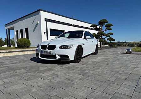 BMW M3 Coupé INDIVIDUAL SUZUKAGRAU/AMARONE