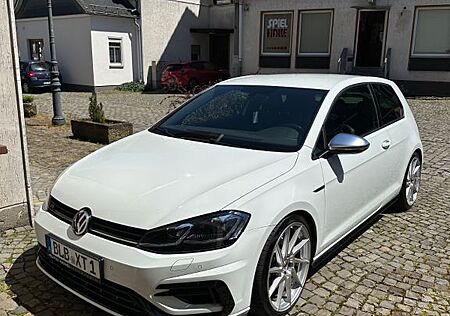 VW Golf Volkswagen 2.0 TSI 4MOTION R