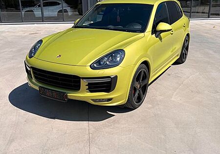 Porsche Cayenne GTS