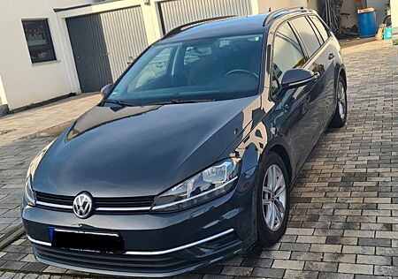 VW Golf Volkswagen 7 Variant 1.6 TDI Diesel ACC