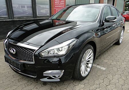 Infiniti Q70 2.2d Premium Tech CAM/LED/NAVI/ATC/IBA