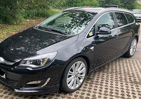 Opel Astra J Sports Tourer OPC-Line, Service & HU Neu