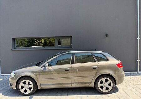 Audi A3 1.8 TFSI S tronic S line Sportback GEPFLEGT!