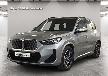 BMW iX1 xDrive30 M Sport LiveCockpitProf Kamera AHK