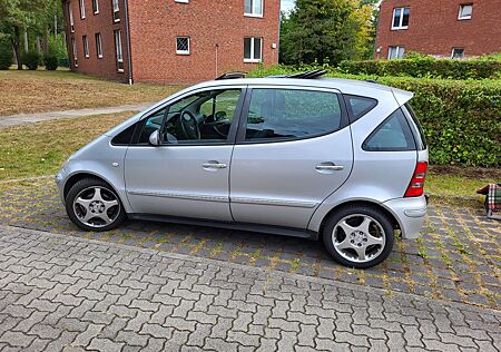 Mercedes-Benz A 190 ELEGANCE Elegance