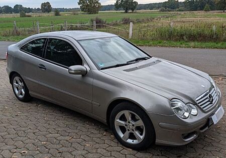 Mercedes-Benz CLC 200