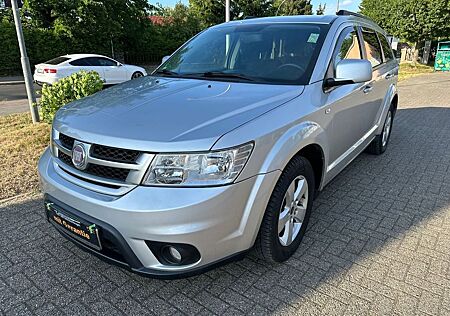 Fiat Freemont Urban 7-Sitzer Navi AHK EUR5