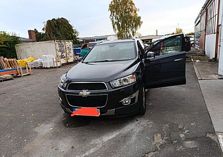 Chevrolet Captiva 2.2 LT+ 4WD 7-Sitzer LT+