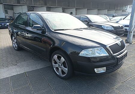 Skoda Octavia 2.0 FSI Ambiente, Klima, Euro 4
