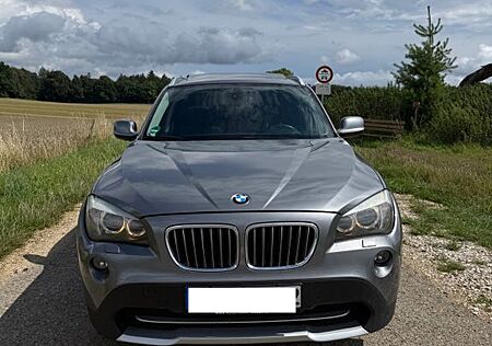 BMW X1 xDrive23d Pano Navi Allrad