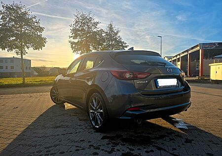 Mazda 3 2.0 SKYACTIV-G 120 Exclusive-Line Exclusiv...