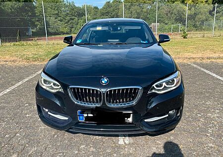 BMW 218i Coupé Sport Line Sport Line