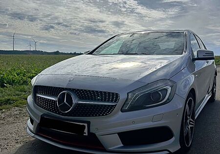 Mercedes-Benz A 250 AMG Line DCT AMG Line