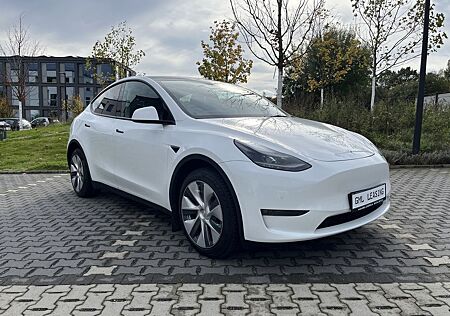Tesla Model Y Long Range AWD | SOH 98% | Winterräder
