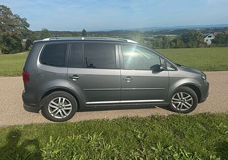 VW Touran Volkswagen 2.0 TDI 140 PS: Schiebedach|Kamera|Alu