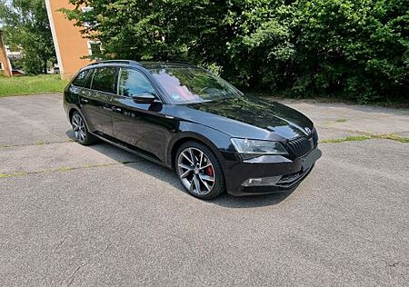 Skoda Superb 2.0 TDI SCR 140kW DSG SportLine Combi...