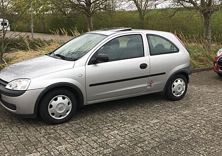 Opel Corsa 1.0 -