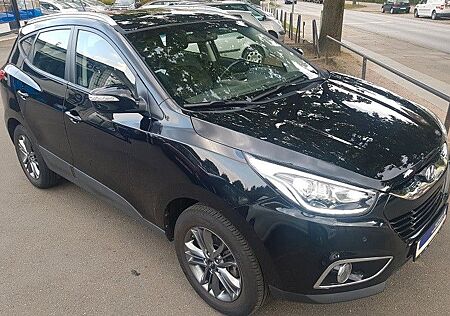 Hyundai ix35 1.7 CRDi 2WD 6G Klima SHZ Navi AHK LMF17"BC