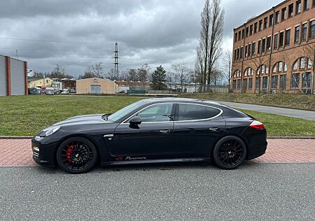 Porsche Panamera 4S V8