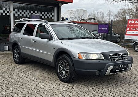 Volvo XC 70 2.4 D AWD Summum/LEDER/AHK/XENON/AUTOMATIK