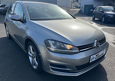 VW Golf Volkswagen VII Lim. Highline BMT