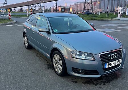 Audi A3 2.0 TDI (DPF) S tronic Attraction Attraction