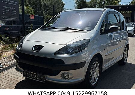 Peugeot 1007 AUTOMATIK. KLIMA AHK *TÜV NEU* EINPARKHILFE