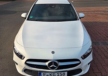 Mercedes-Benz A 200 Automatik Doppelkupplungsgetriebe