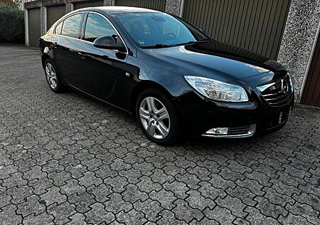 Opel Insignia 1.8