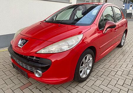 Peugeot 207 Sport. Klimaautomatik.