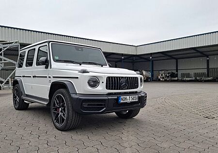 Mercedes-Benz G 63 AMG V8 1. Hand