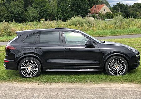 Porsche Cayenne S Diesel Sport Design Pano/Approv.+Key