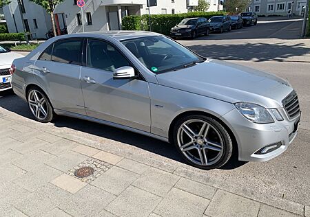 Mercedes-Benz 350 E Klasse CGI Avantgarde Leder / Xenon / 19