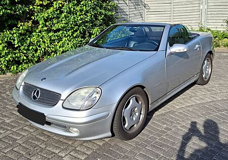 Mercedes-Benz SLK 200