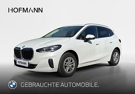 BMW 218i Active Tourer AHK+ACC+Premium+SHZ+wenig KM