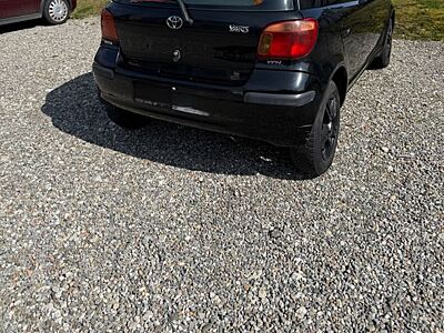 Toyota Yaris 1.0 -