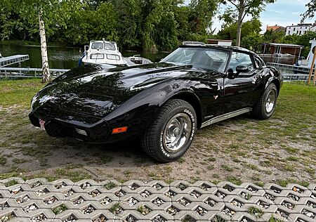 Chevrolet Corvette C3 Coupé T-Top Frame-Off