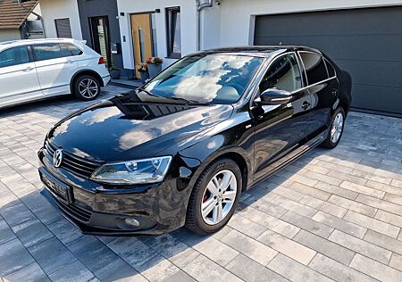 VW Jetta Volkswagen VI Match