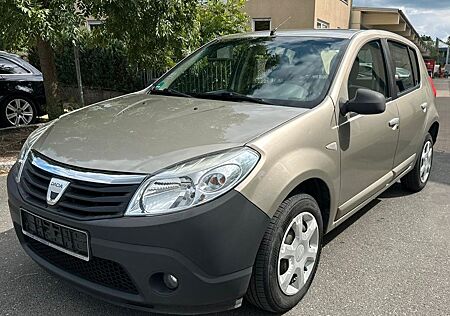 Dacia Sandero Laureate