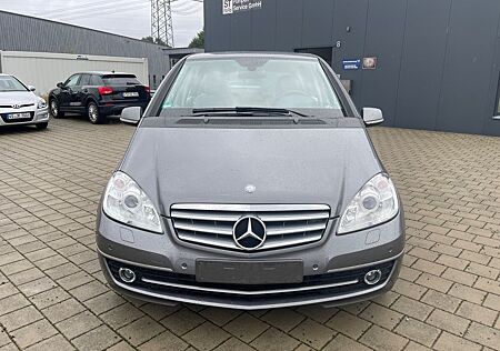 Mercedes-Benz A 200 *1.Hand*Automatik*Klima*AHK*67TKM!