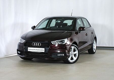 Audi A1 1.4 Sportback NAVI Xenon SHZ PDC LED-Tagfahr.