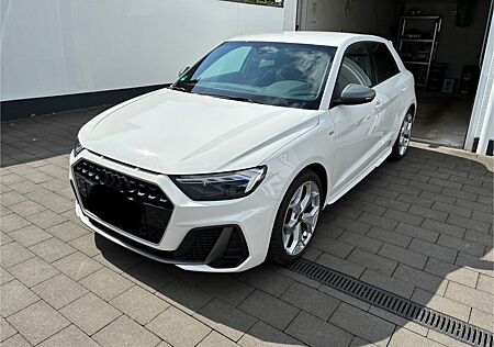 Audi A1 40 TFSI S tronic S line Werksgarantie