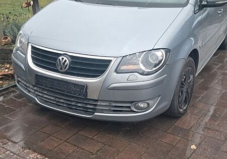 VW Touran Volkswagen 1.4 TSI 103kW -