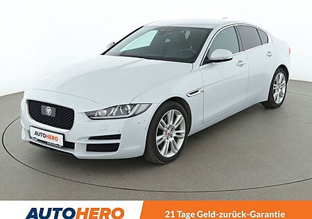 Jaguar XE 20d Portfolio AWD Aut.*NAVI*CAM*SHZ*PDC*