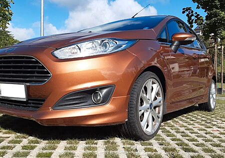 Ford Fiesta 1,0 EcoBoost Titanium - Leder, Navi, Styl