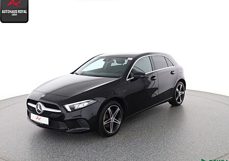Mercedes-Benz A 250 e PROGRESSIVE WIDE,KAMERA,AMBIENTE,CARPLAY